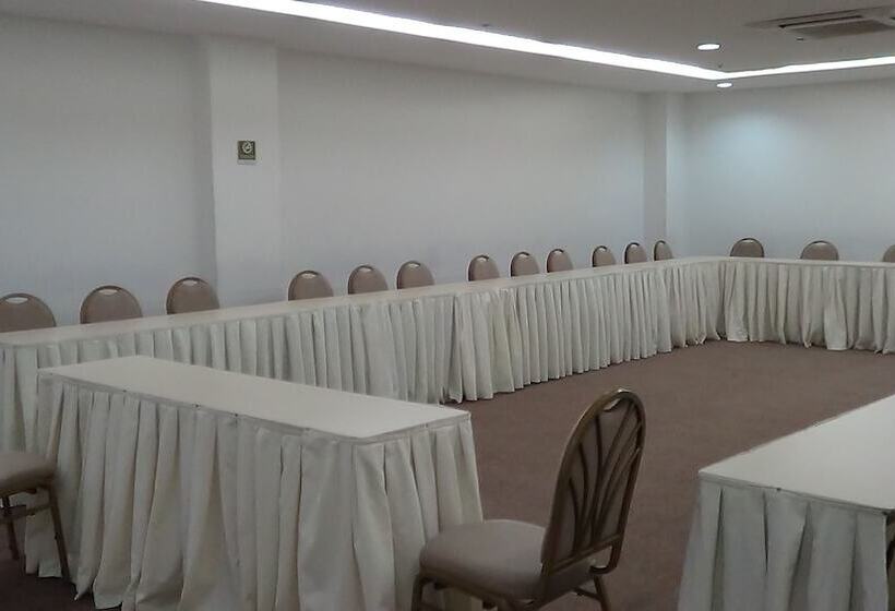 Mont Blanc Apart Hotel Duque De Caxias