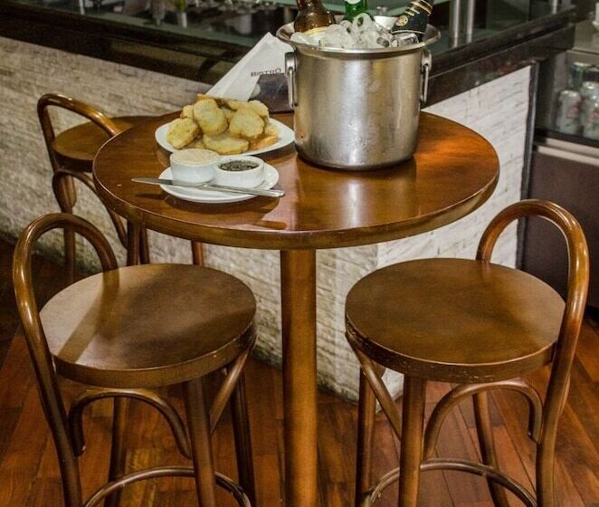 Mont Blanc Apart Hotel Duque De Caxias