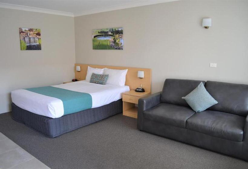 مُتل Bathurst Motor Inn