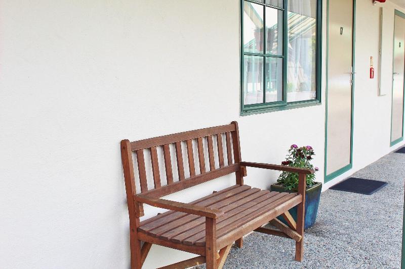 מוטל Camelot Motor Lodge And Conference Centre