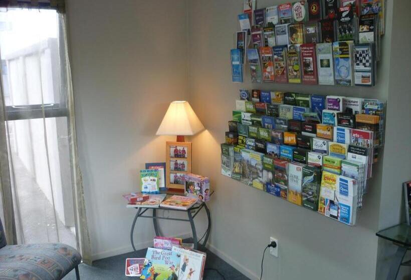 מוטל Chancellor Motor Lodge And Conference Centre