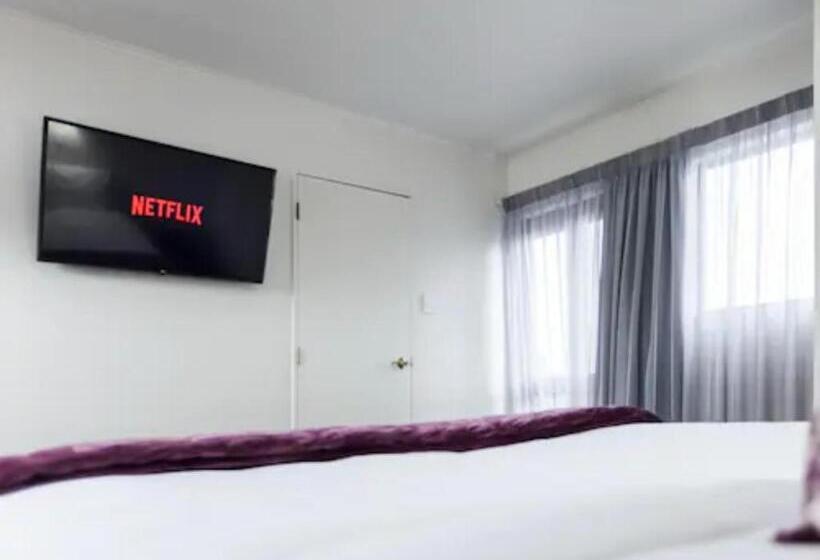 مُتل Drovers Motor Inn