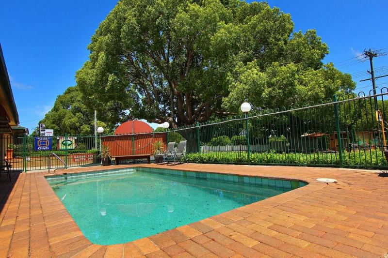 מוטל Garden City Motor Inn