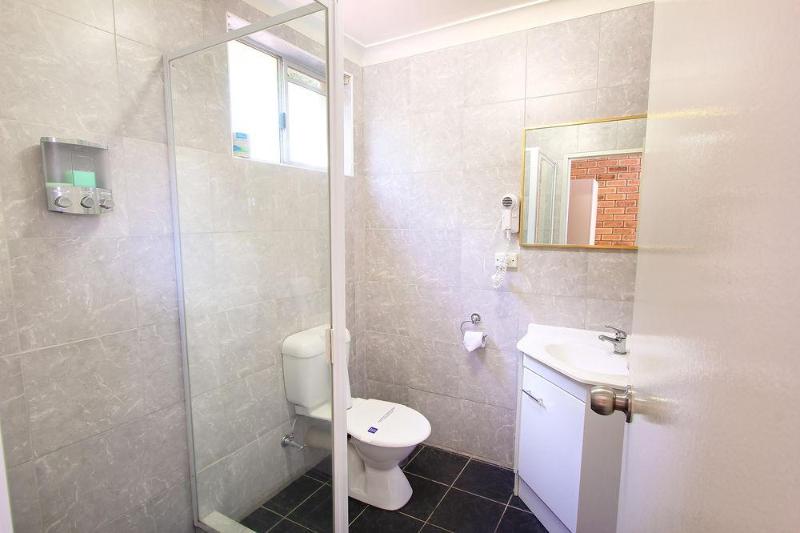 מוטל Garden City Motor Inn