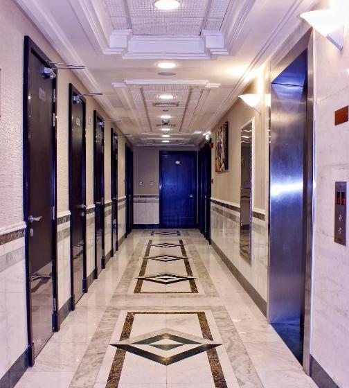 Paragon Hotel Apartments