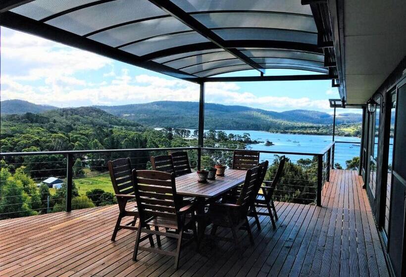 פנסיון Storm Bay B & B