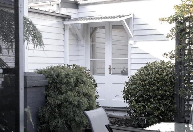 פנסיון Walton House