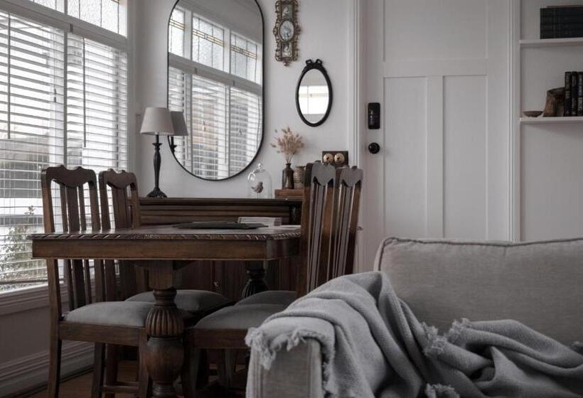 פנסיון Walton House