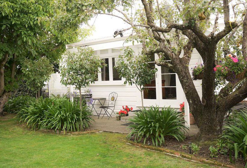 Пансион Aylstone