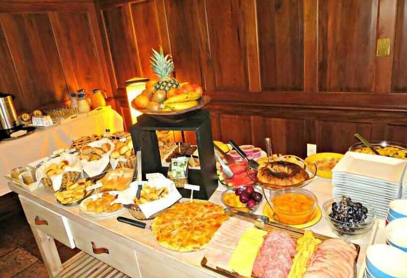 Petit Chateau Hotel Boutique