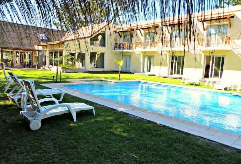 Petit Chateau Hotel Boutique