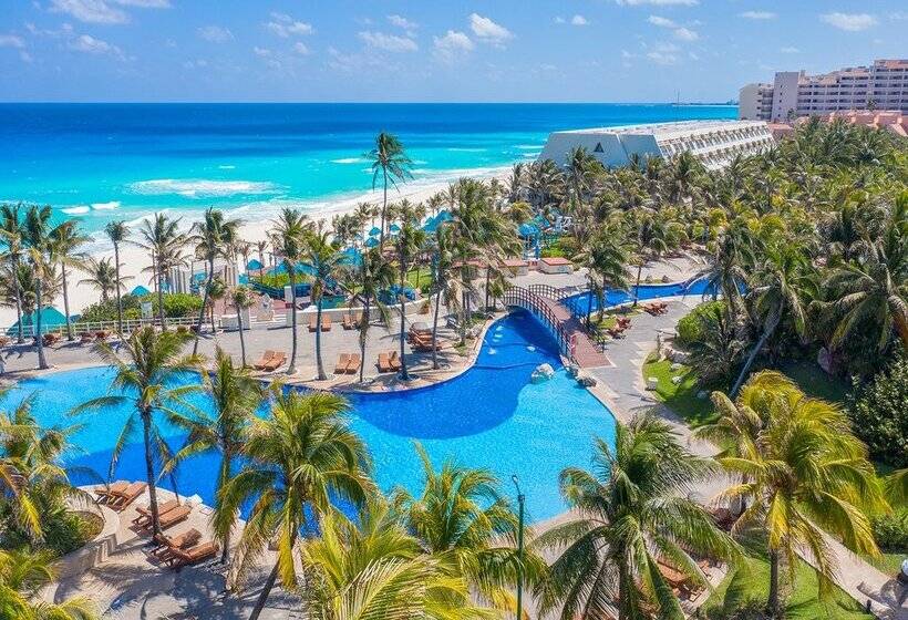 استراحتگاه The Pyramid Cancun