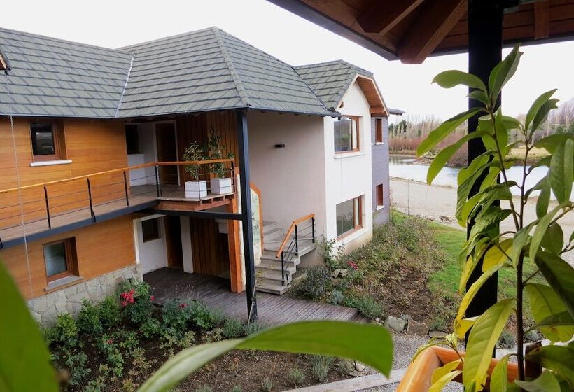 استراحتگاه Villa Huapi