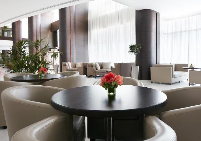 هتل Royal M Fujairah By Gewan