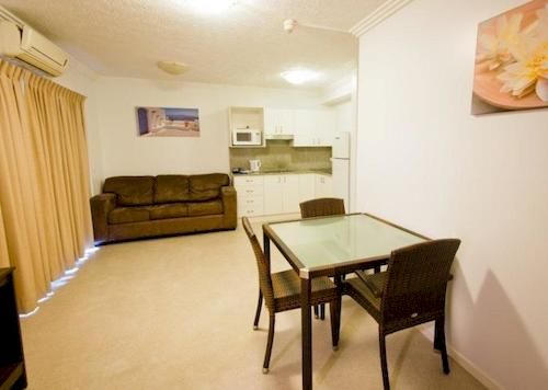 Southern Cross Motel