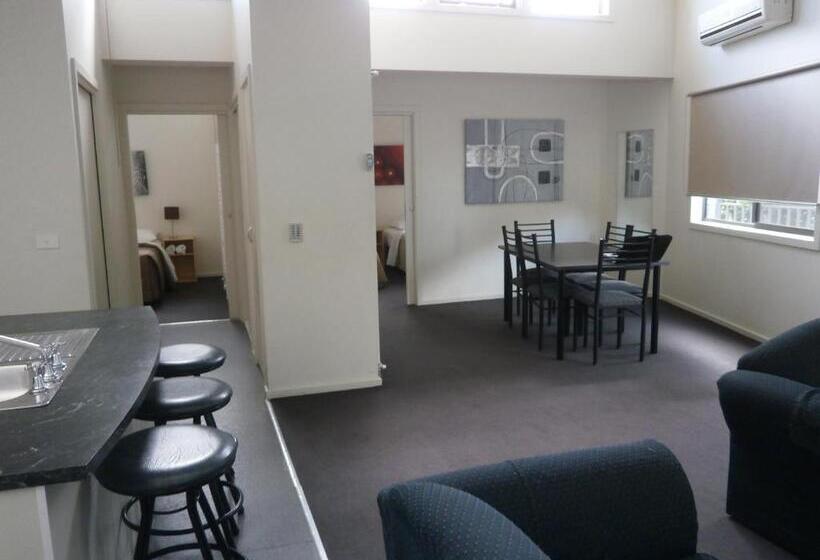 Sovereign Views Apartments