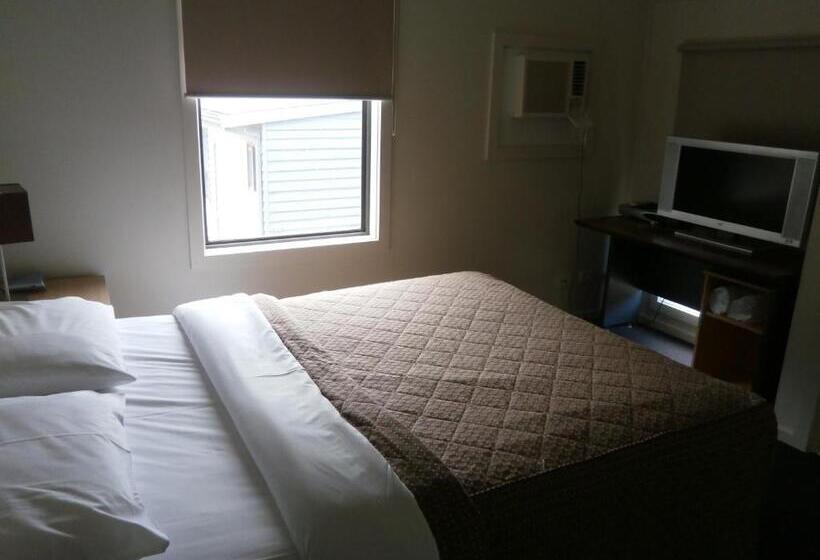 Sovereign Views Apartments