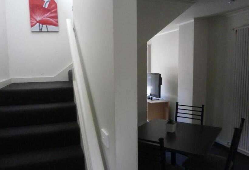 Sovereign Views Apartments