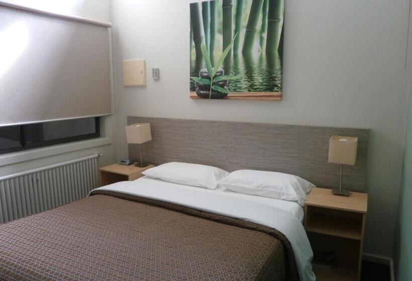 Sovereign Views Apartments