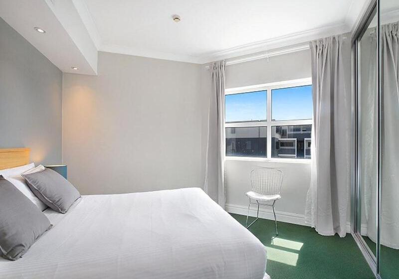 Sydney Airport Suites
