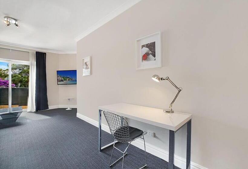 Sydney Airport Suites