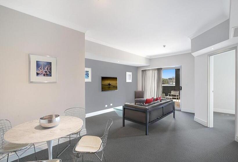 Sydney Airport Suites