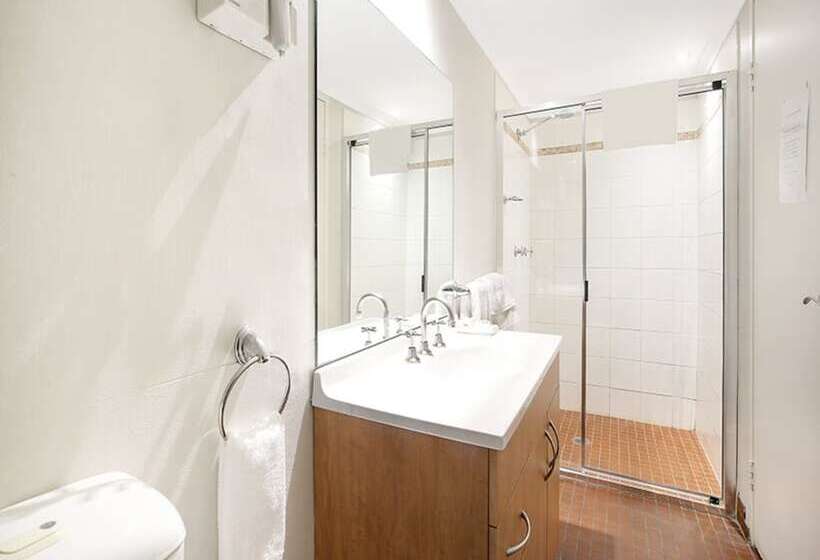 Sydney Airport Suites