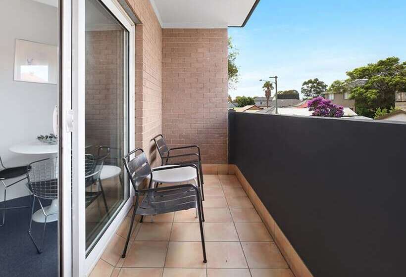 Sydney Airport Suites