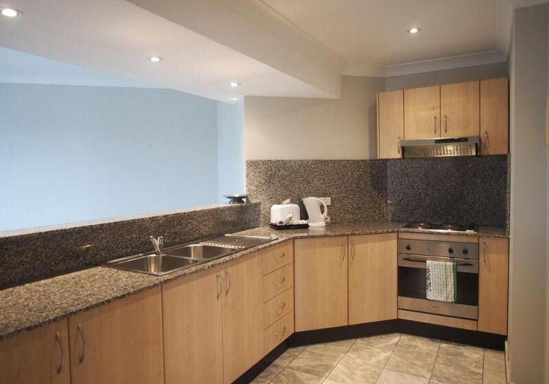 Sydney Airport Suites