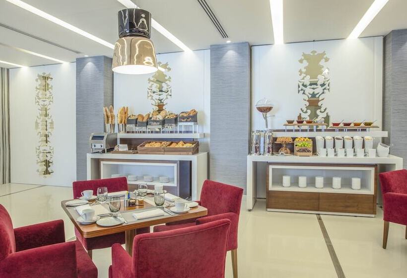 호텔 Burgu Arjaan By Rotana