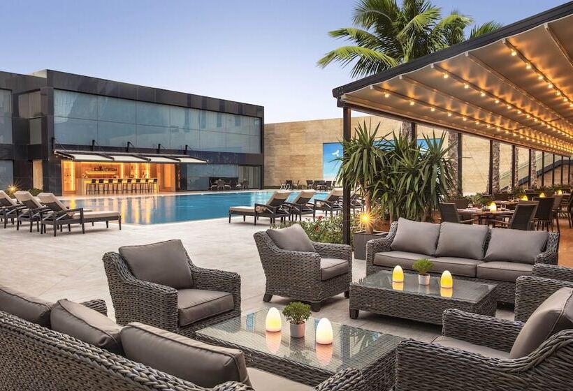 호텔 Burgu Arjaan By Rotana