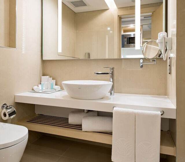 ホテル Burgu Arjaan By Rotana