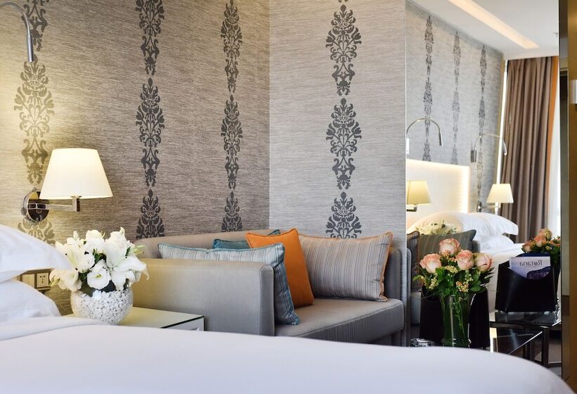 호텔 Burgu Arjaan By Rotana