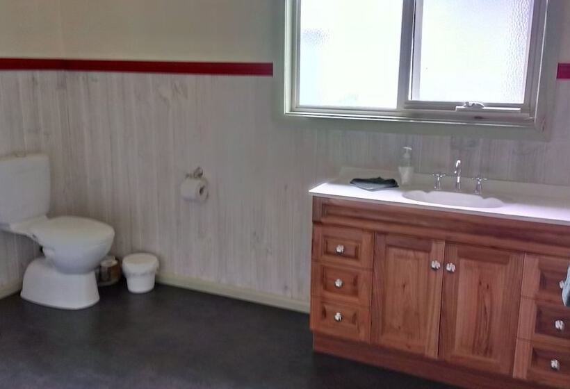 The Crays Accommodation