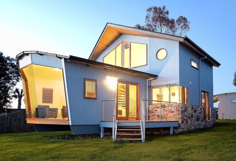 Wheelhouse Apartments