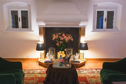 Apartamentos La Zambonina