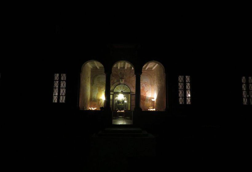 Apartamentos La Zambonina