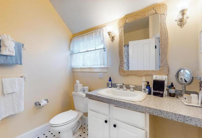 مبيت وإفطار Brewster By The Sea Inn