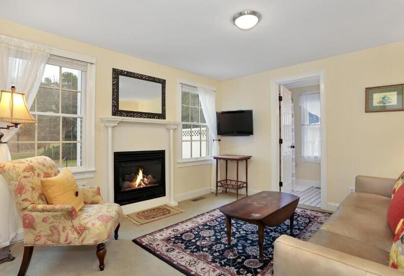 مبيت وإفطار Brewster By The Sea Inn