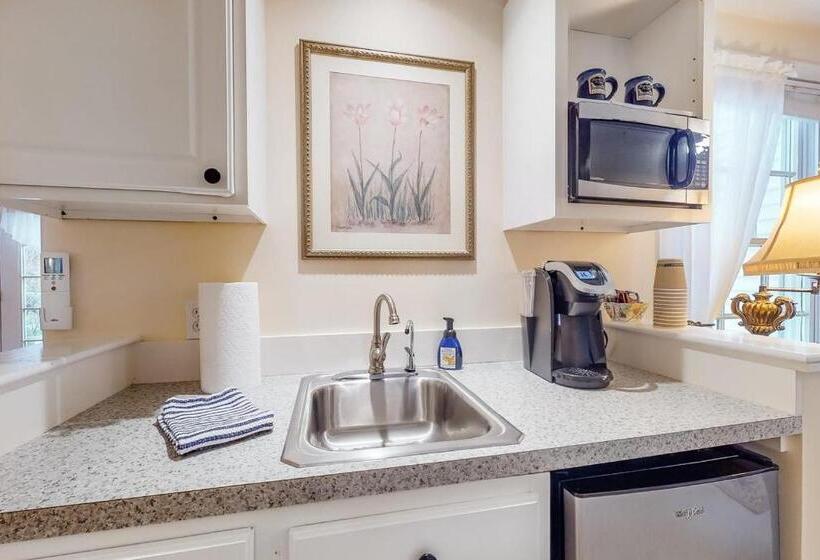 مبيت وإفطار Brewster By The Sea Inn