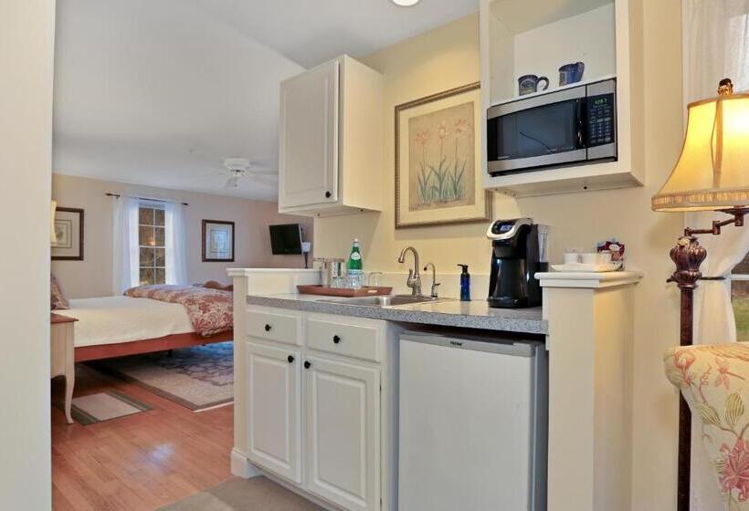 مبيت وإفطار Brewster By The Sea Inn