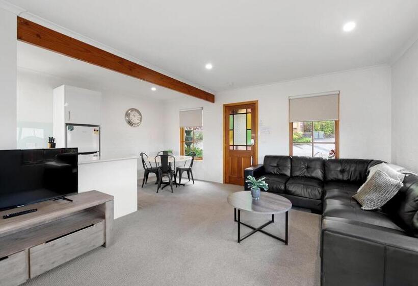 住宿加早餐 Hideaway On George