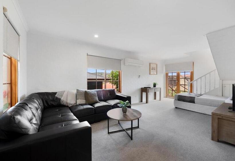 住宿加早餐 Hideaway On George