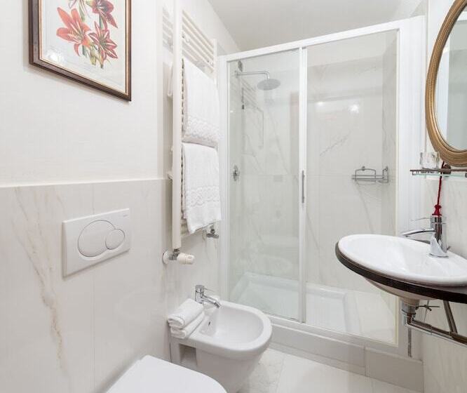 تختخواب و صبحانه Residenza La Loggia