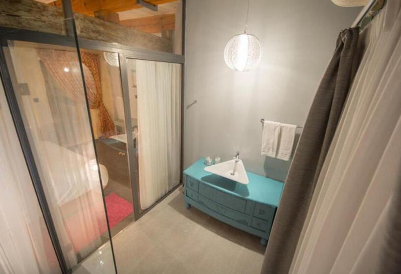 تختخواب و صبحانه The Vincent