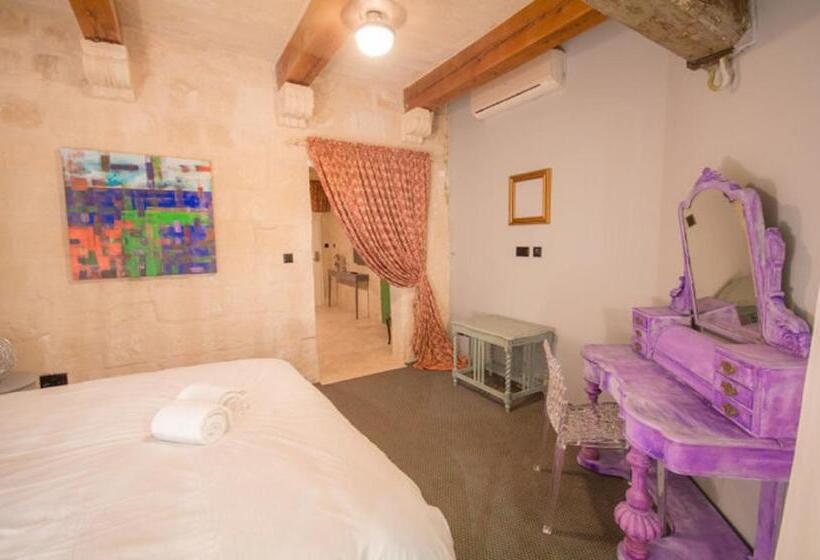 تختخواب و صبحانه The Vincent