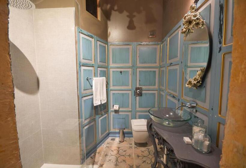 تختخواب و صبحانه The Vincent