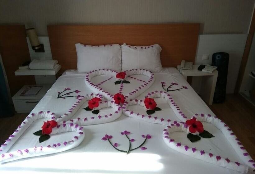 Diamond Elite Hotel & Spa - Adults Only