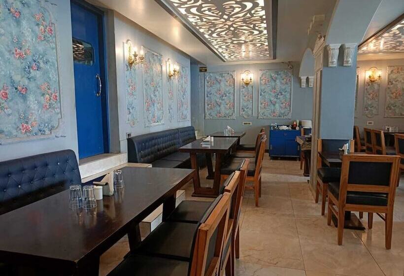 مسافرخانه Maya Hotel & Restaurant