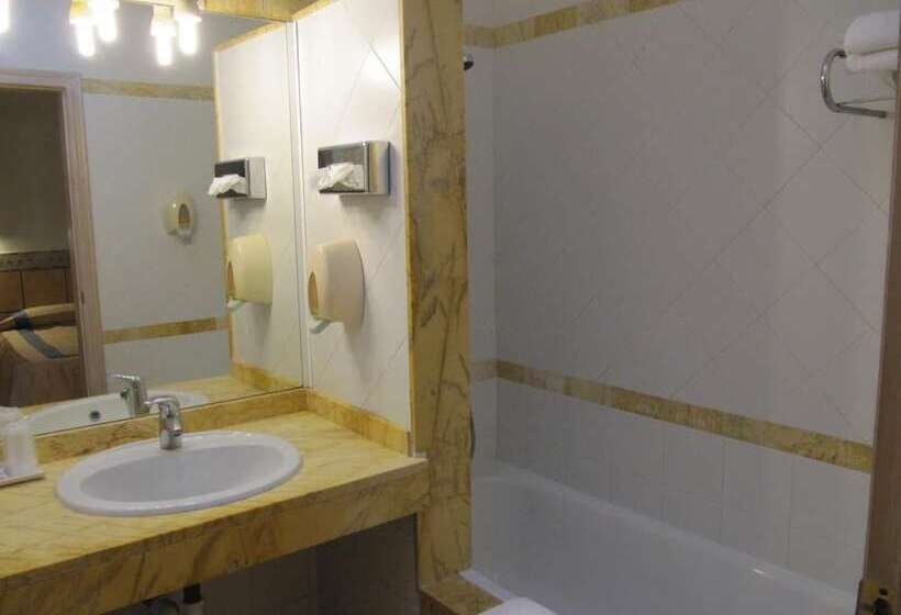 فندق فئة نجمة واحدة Virgen Del Mar Holidays